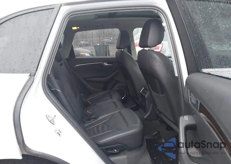 2014 Audi Q5 2.0T Premium z USA, uszkodzony, nr VIN WA1LFAFP4EA037439